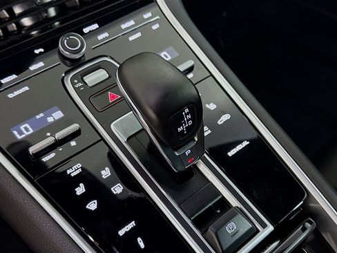 Used 2023 Porsche Panamera Platinum Edition w/ Assistance Package image 20