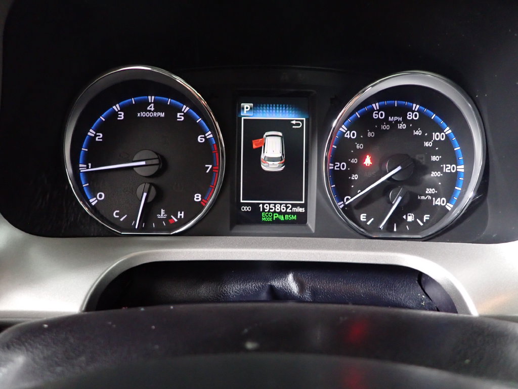 Used 2016 Toyota RAV4 Limited w/ Advanced Technology Package AWD/4WD image 26