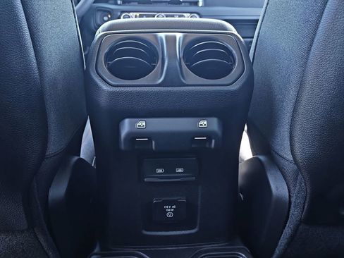 New 2025 Jeep Wrangler Unlimited Rubicon w/ Convenience Group image 46