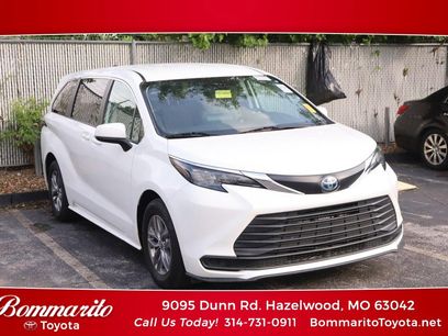 Certified 2024 Toyota Sienna LE