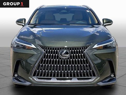Used 2025 Lexus NX 250 FWD w/ Cold Area Package image 4
