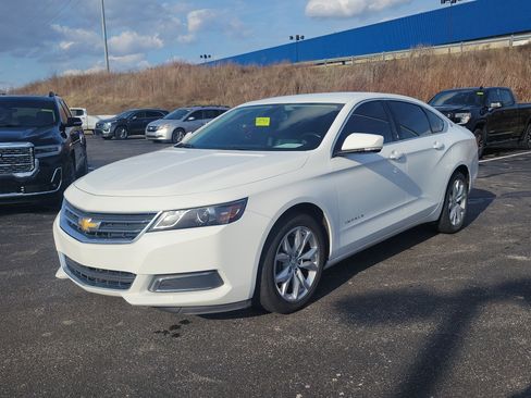 Used 2016 Chevrolet Impala LT w/ Convenience Package image 3