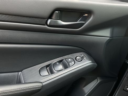 New 2026 Nissan Altima 2.5 SV FWD image 18