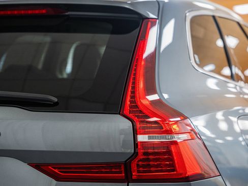 Used 2020 Volvo XC60 T5 Inscription w/ Protection Package Premier AWD/4WD image 7