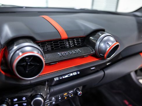 Used 2021 Ferrari 812 GTS RWD image 46