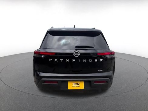 Used 2025 Nissan Pathfinder SV AWD/4WD image 12