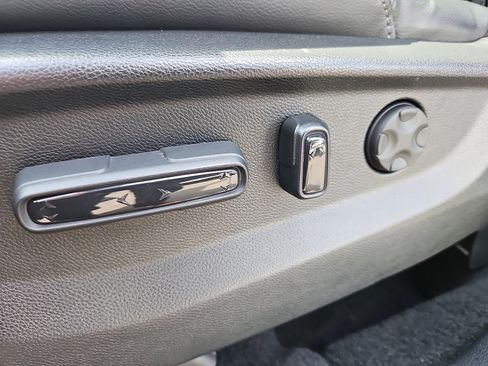 Used 2022 Honda CR-V EX-L image 24