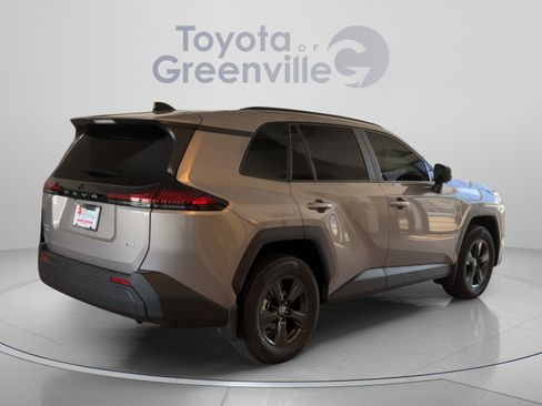 Used 2026 Toyota RAV4 LE AWD/4WD image 6