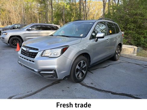 Used 2017 Subaru Forester 2.5i Premium w/ Popular Package #2A image 1