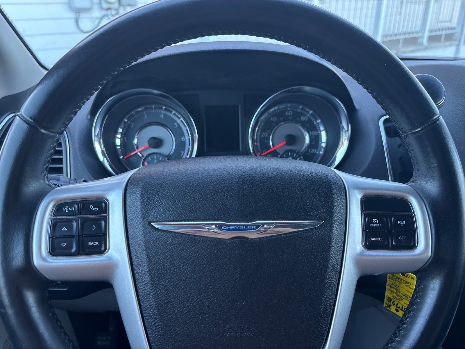 Used 2016 Chrysler Town & Country Touring FWD image 28