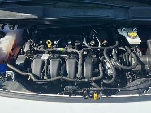 Used 2020 Ford Transit Connect XL image 12