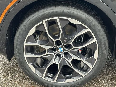 Certified 2024 BMW X7 xDrive40i w/ Executive Package image 14