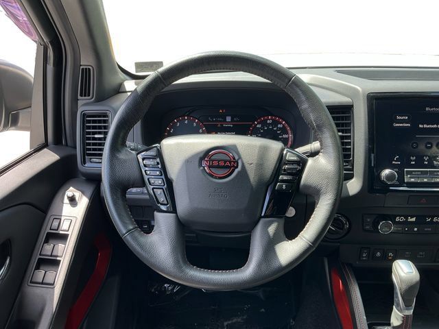 Used 2022 Nissan Frontier PRO-4X AWD/4WD image 13