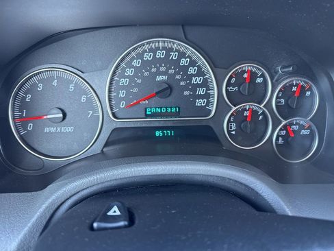 Used 2003 GMC Envoy SLE image 24