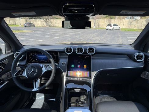 Certified 2026 Mercedes-Benz GLC 300 4MATIC image 9