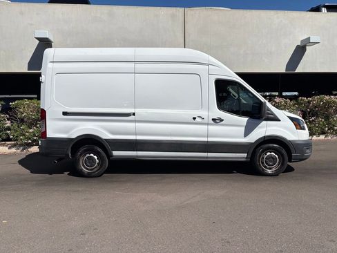 Used 2023 Ford Transit 250 148 High Roof image 3