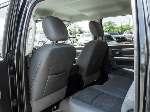 Used 2016 RAM 1500 Classic SLT w/ SLT Plus D←cor Group AWD/4WD image 26