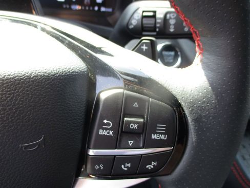 Used 2025 Ford Explorer ST image 11