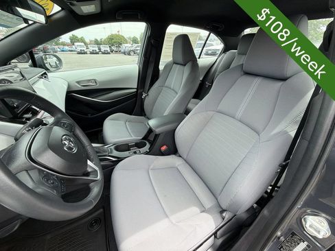 Used 2025 Toyota Corolla SE FWD image 12