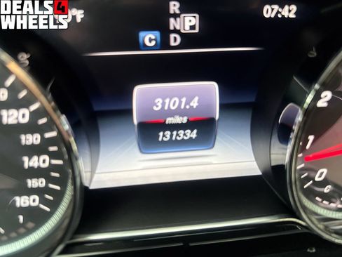 Used 2017 Mercedes-Benz E 300 4MATIC image 16