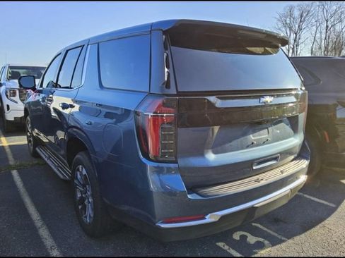 Used 2025 Chevrolet Tahoe 4WD image 4