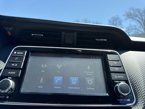 Used 2024 Nissan Kicks S FWD image 46
