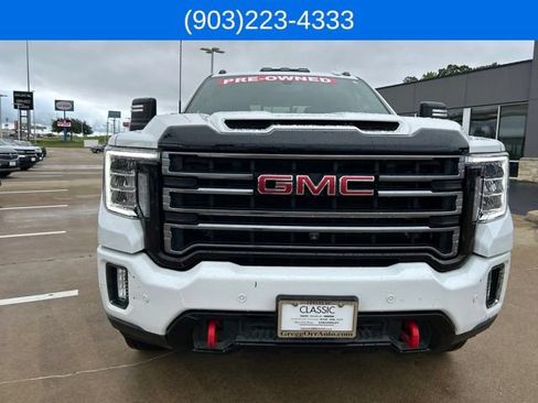 Used 2022 GMC Sierra 2500 AT4 w/ AT4 Preferred Package AWD/4WD image 2