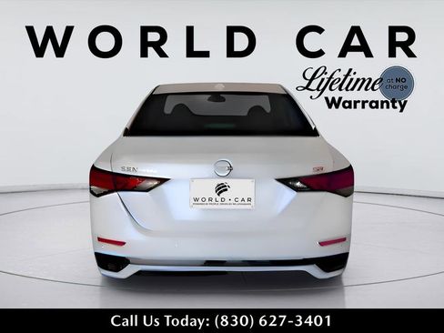 Used 2024 Nissan Sentra SR w/ SR Premium Package FWD image 6
