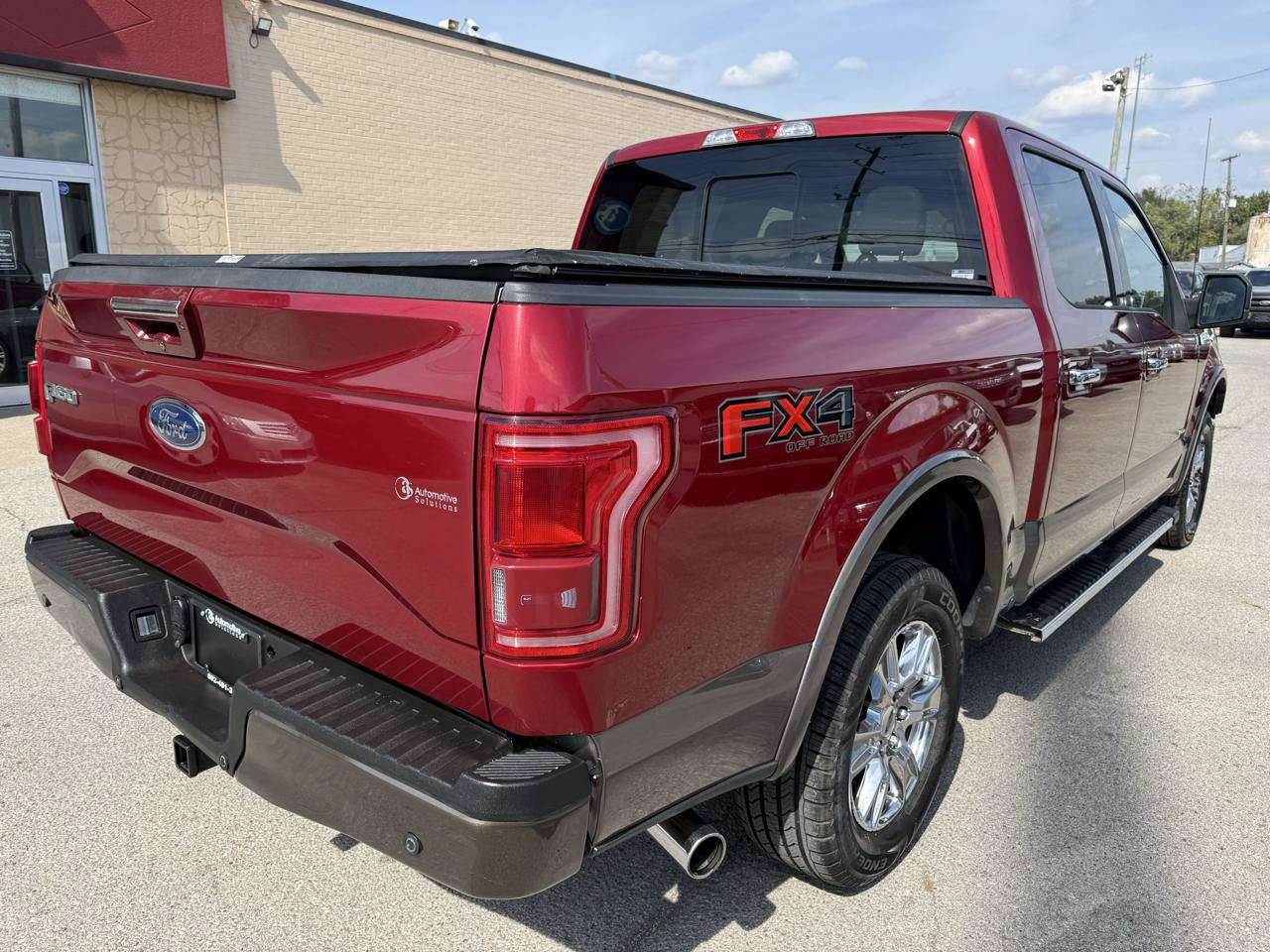 Used 2016 Ford F150 Lariat AWD/4WD image 8