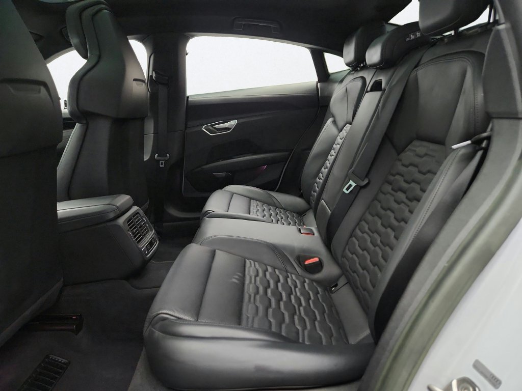 Used 2023 Audi e-tron GT Premium Plus w/ Performance Package AWD/4WD image 25