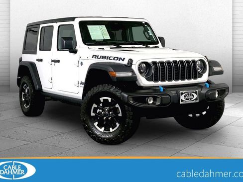 Used 2025 Jeep Wrangler Unlimited Rubicon 4xe w/ Convenience Group AWD/4WD image 1
