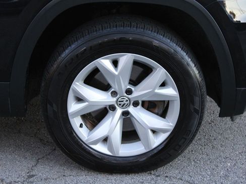 Used 2018 Volkswagen Atlas SE image 34