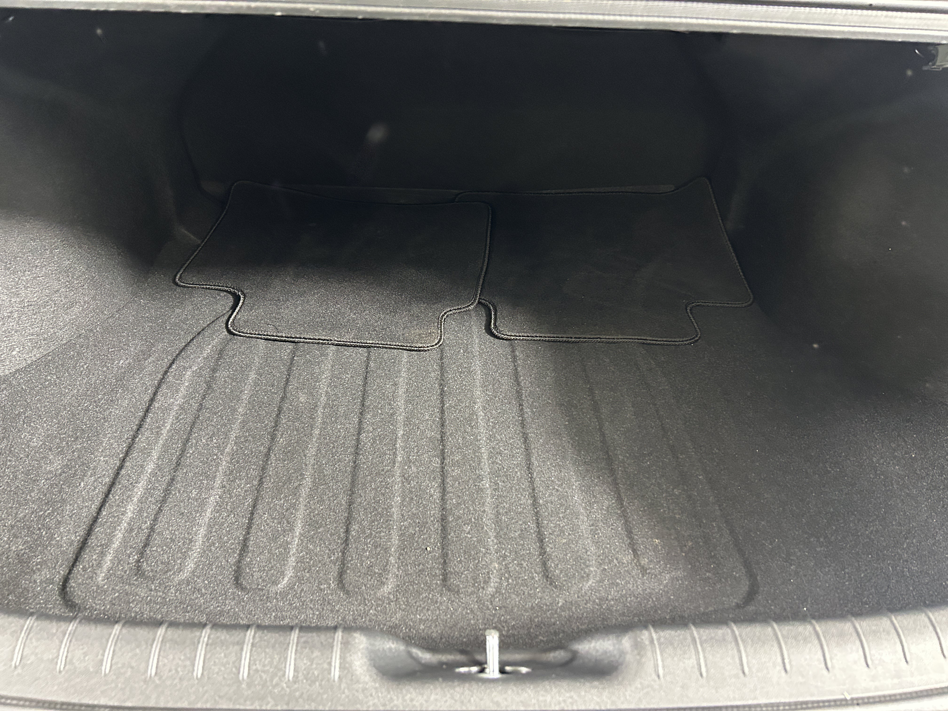 Used 2021 Hyundai Elantra SE FWD image 24