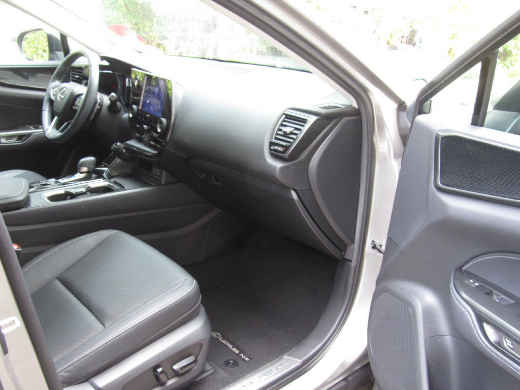 Used 2024 Lexus NX 350 AWD w/ Cold Area Package image 17