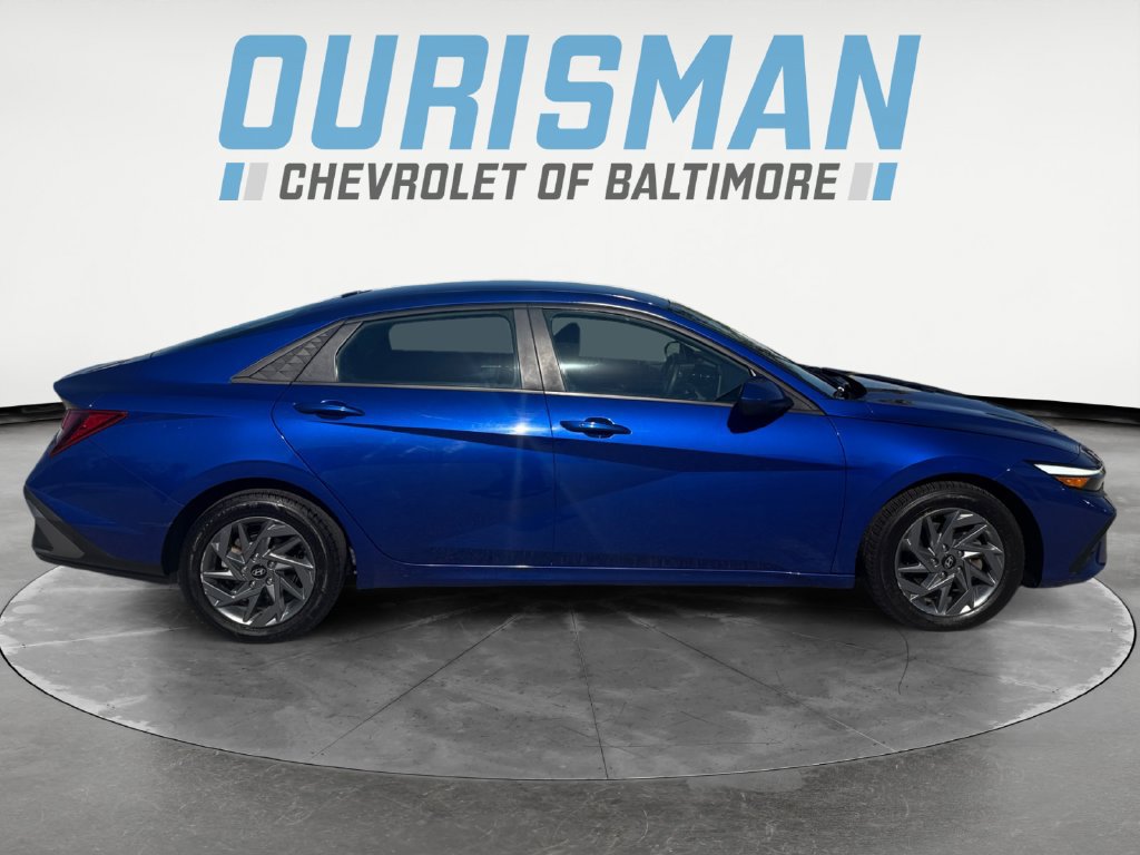 Used 2024 Hyundai Elantra SEL FWD image 7