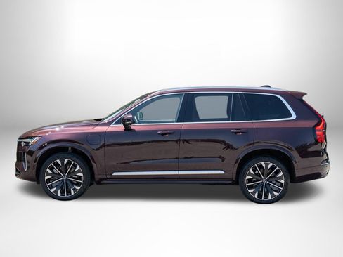 Used 2025 Volvo XC90 T8 Ultra AWD/4WD image 4