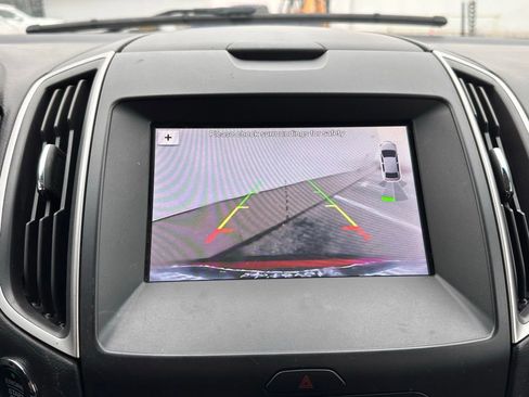 Used 2019 Ford Edge SEL w/ Equipment Group 201A image 37