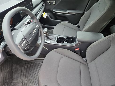 New 2026 Kia K4 FWD image 10