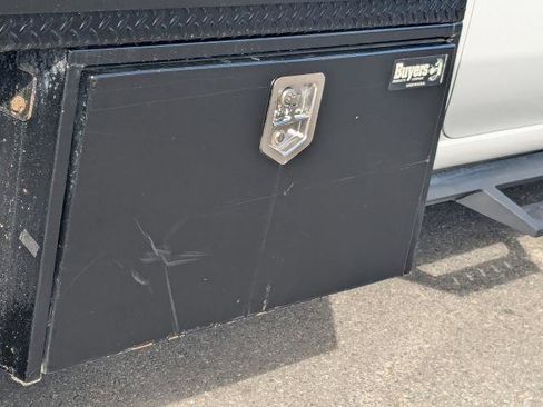 Used 2024 GMC Sierra 3500 Pro w/ Convenience Package image 14