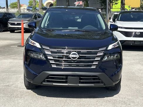 New 2026 Nissan Rogue SV FWD image 2