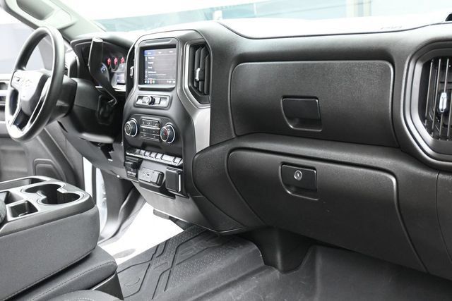 Used 2025 Chevrolet Silverado 2500 Custom w/ Custom Convenience Package AWD/4WD image 29