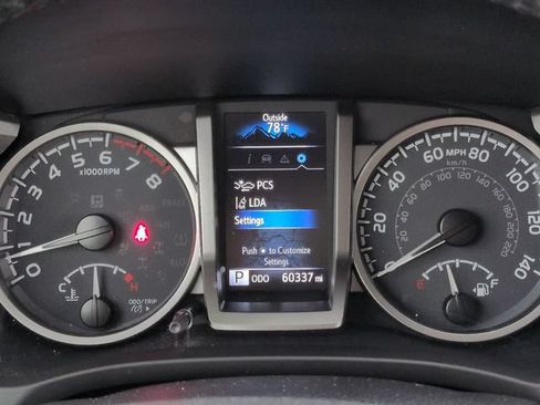 Used 2021 Toyota Tacoma SR5 RWD image 25