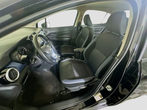 Used 2025 Nissan Versa SV FWD image 13