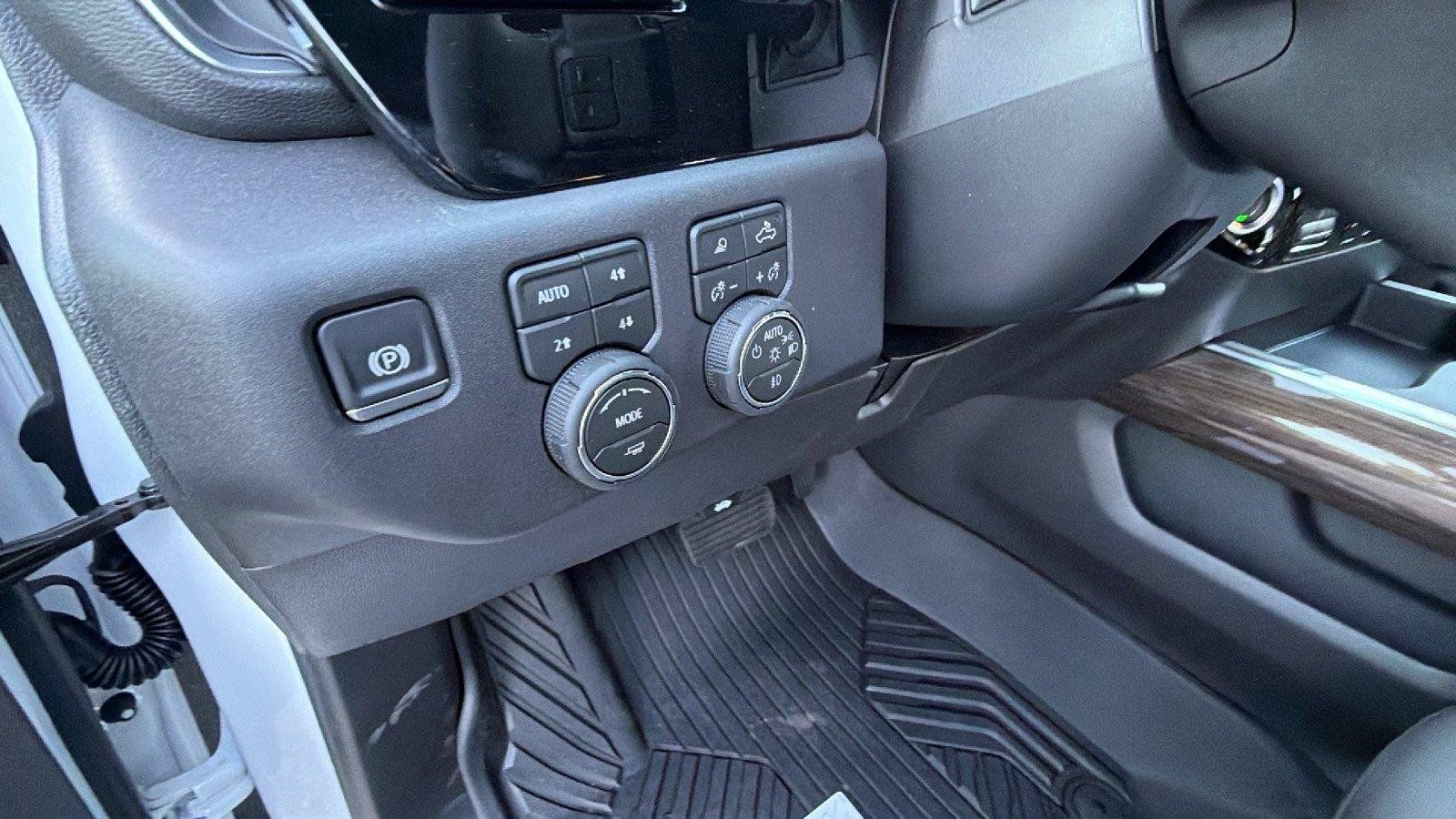 New 2026 Chevrolet Silverado 1500 RST w/ RST All Star Premium Package AWD/4WD image 19