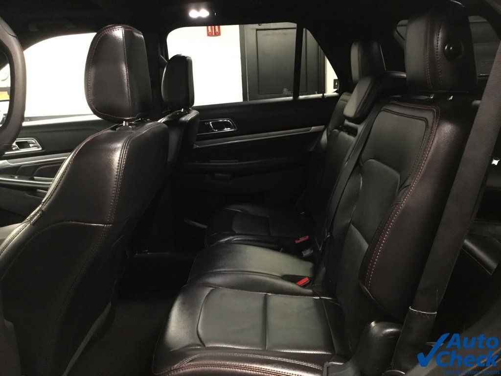 Used 2019 Ford Explorer Sport w/ Equipment Group 401A AWD/4WD image 29