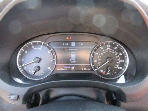 Used 2023 INFINITI QX50 Sport image 17