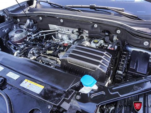 Used 2025 Volkswagen Atlas SEL Premium R-Line image 52