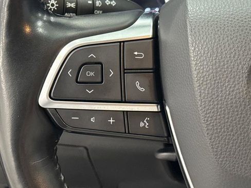 Used 2021 Toyota Highlander Limited image 62