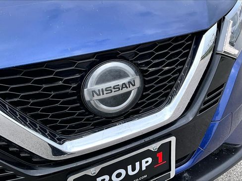 Used 2020 Nissan Rogue Sport S image 29