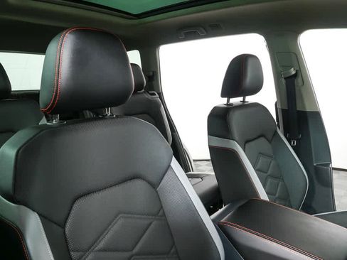 Certified 2025 Volkswagen Atlas Peak Edition SE image 23